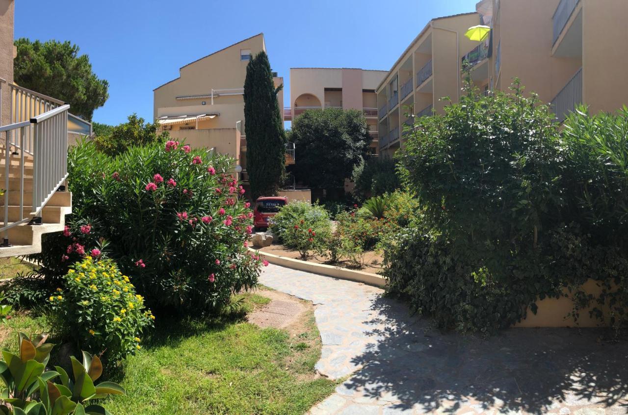 Duplex Renove Les Pieds Dans L'Eau Apartment Calvi  Ngoại thất bức ảnh